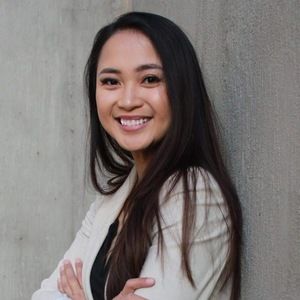 Meet your Posher, Syra